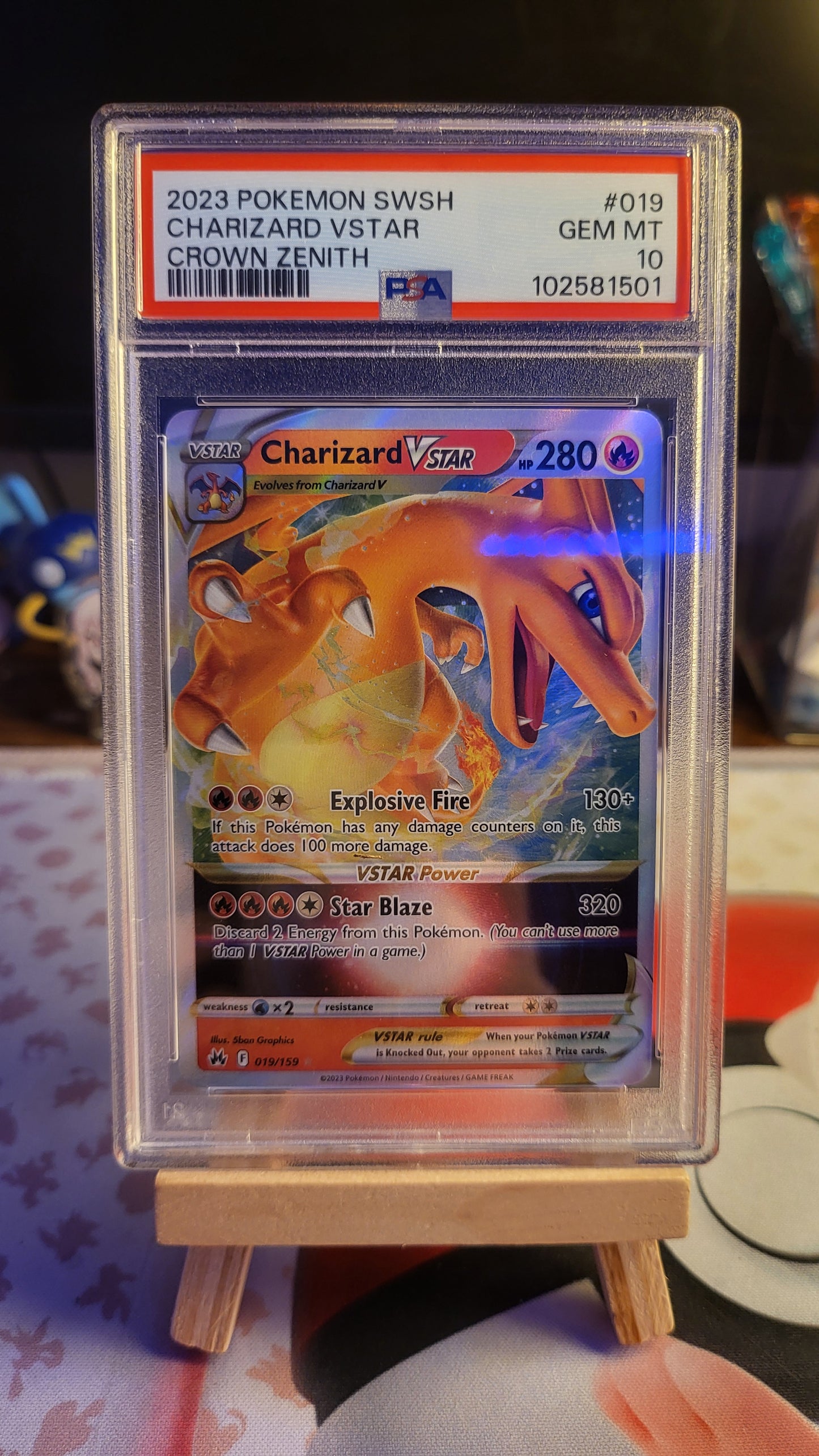 2023 SWSH Charizard VSTAR Crown Zenith #19 PSA 10